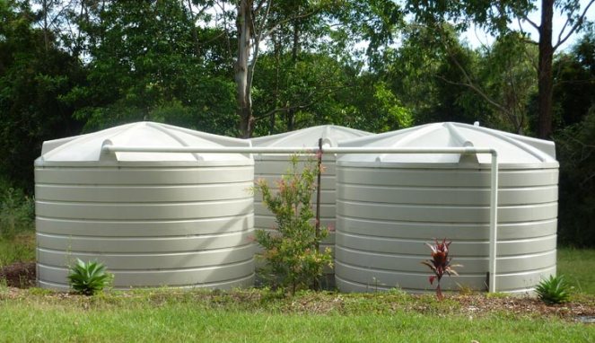 5000-gallon-r22700-litre-round-rural-water-tanks-bank-of-three